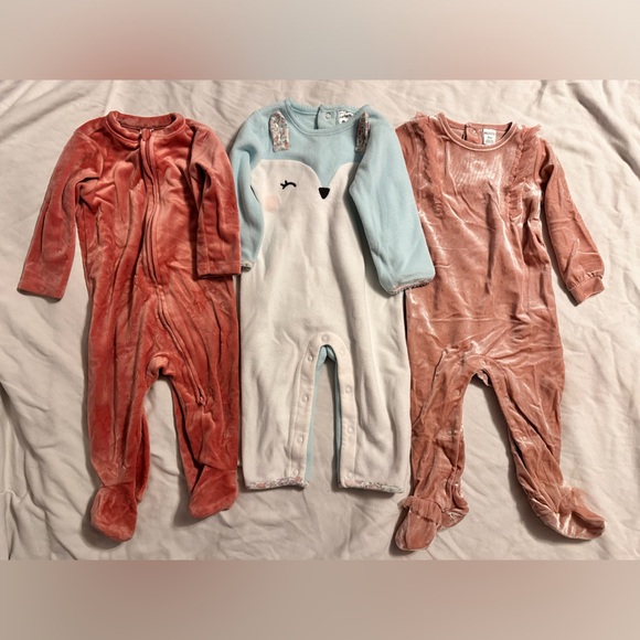 Old Navy Other - Baby Girl Fleece and Velvet Romper/Onesie Bundle Size 9 month